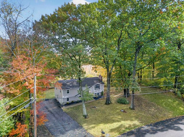 38 Twinbrook Avenue, Salem, NH 03079