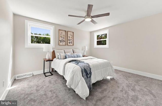 388 CLEVELAND AVE, West Berlin, NJ 08091