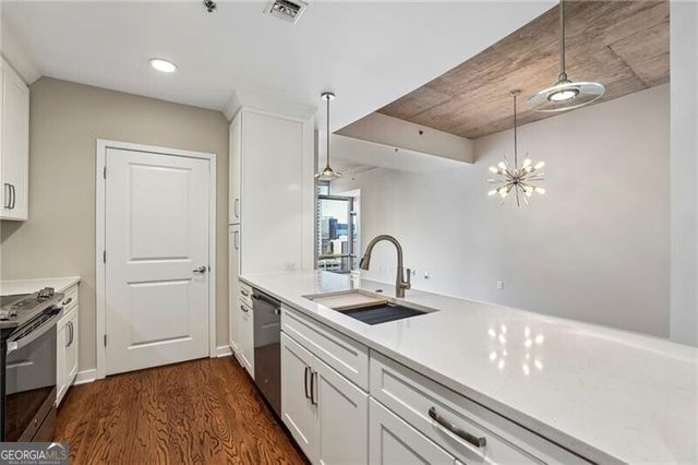 943 Peachtree Street NE 1606, Atlanta, GA 30309