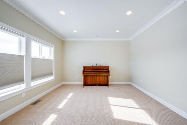 135 Osprey Ln, Pullman, WA 99163