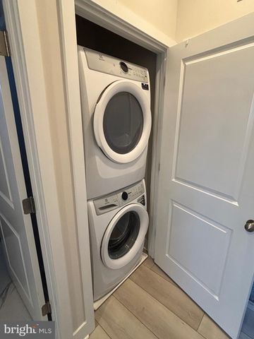 11101 APPLECROSS CT, White Plains, MD 20695