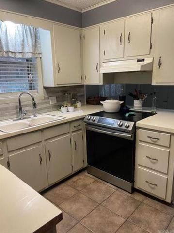 1601 Rainbow Drive, White Hall, AR 71602