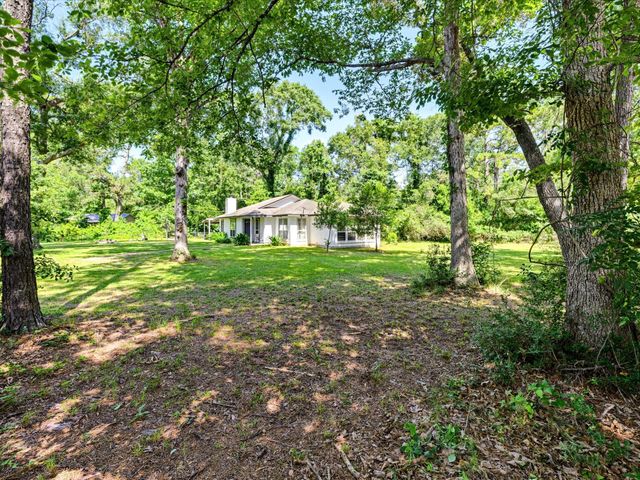 7477 Hidden Acres Drive, Cleveland, TX 77328