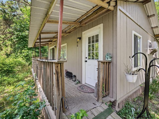 7477 Hidden Acres Drive, Cleveland, TX 77328