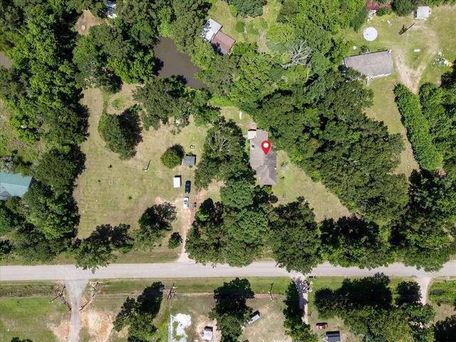 7477 Hidden Acres Drive, Cleveland, TX 77328