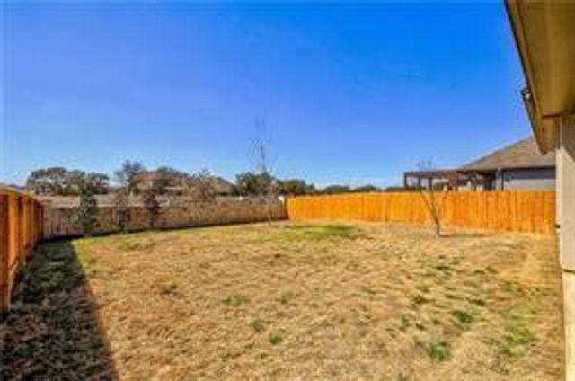144 Pine Island LN, Leander, TX 78641