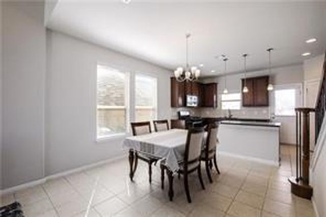 144 Pine Island LN, Leander, TX 78641