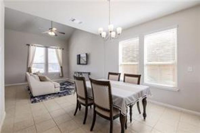 144 Pine Island LN, Leander, TX 78641