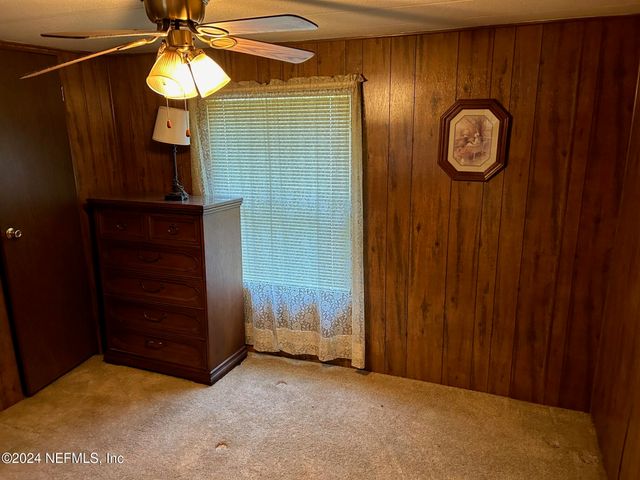 8232 SWAN LAKE Road, Melrose, FL 32666