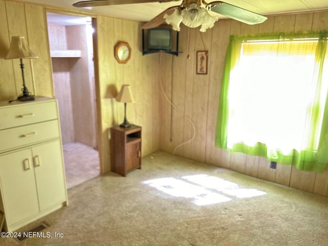 8232 SWAN LAKE Road, Melrose, FL 32666