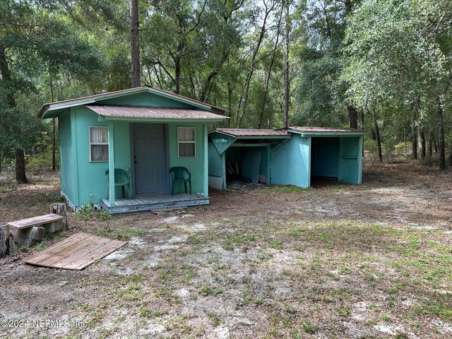 8232 SWAN LAKE Road, Melrose, FL 32666