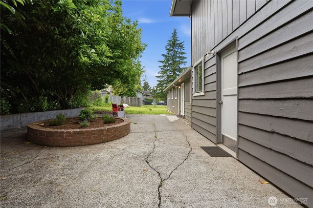 360 Tremont Street W, Port Orchard, WA 98366