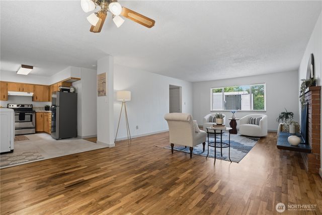 360 Tremont Street W, Port Orchard, WA 98366