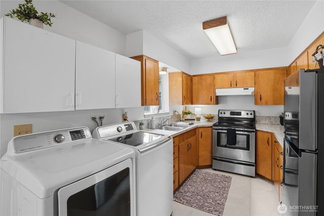 360 Tremont Street W, Port Orchard, WA 98366