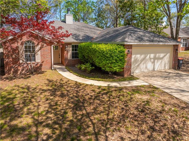 1762 Oxford Place, Springdale, AR 72764