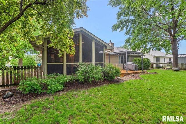 225 APPOMATTOX Drive, Springfield, IL 62711