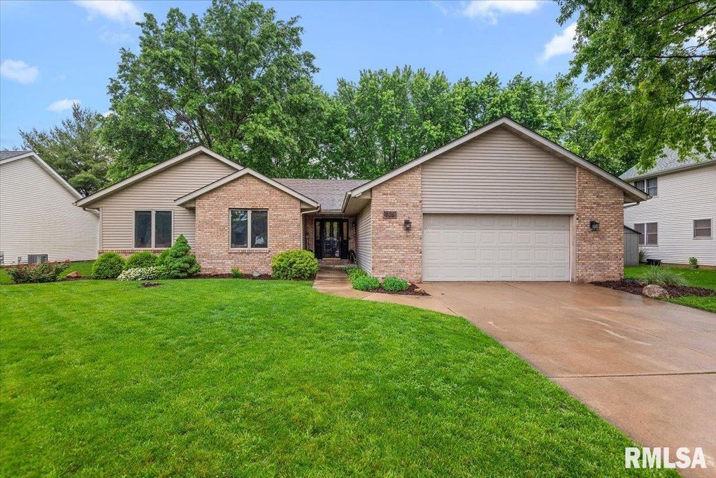 225 APPOMATTOX Drive, Springfield, IL 62711