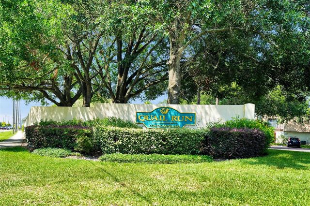 15217 W POND WOODS DRIVE, Tampa, FL 33618