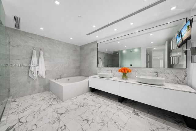 10201 Collins Ave 1806, Bal Harbour, FL 33154