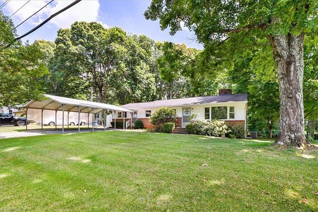 104 Azalea Drive, Winston-salem, NC 27105