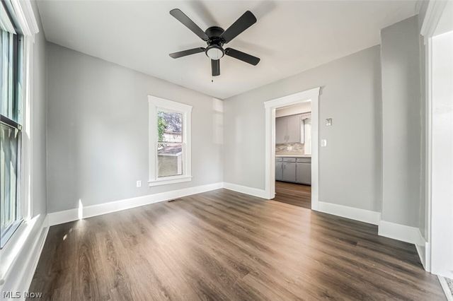 703 E River Street, Elyria, OH 44035