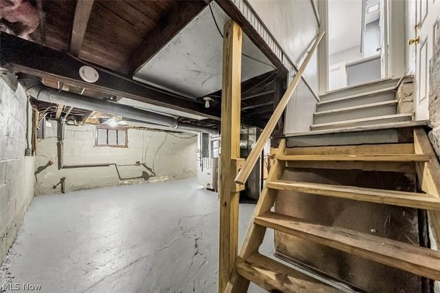 703 E River Street, Elyria, OH 44035