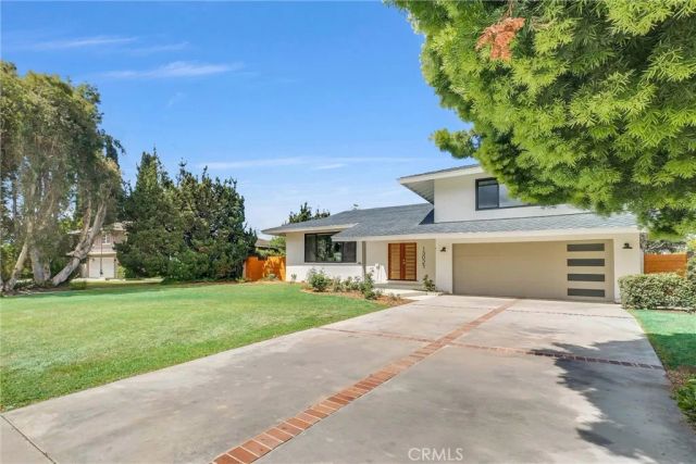 13021 Flint, Santa Ana, CA 92705