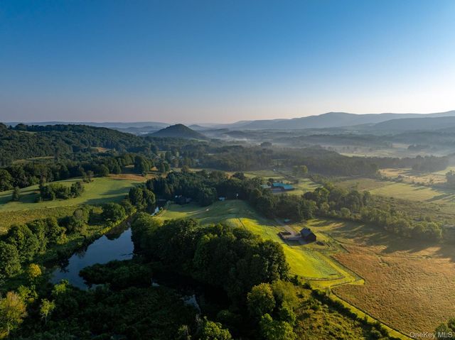 281 County Route 3, Ancramdale, NY 12503