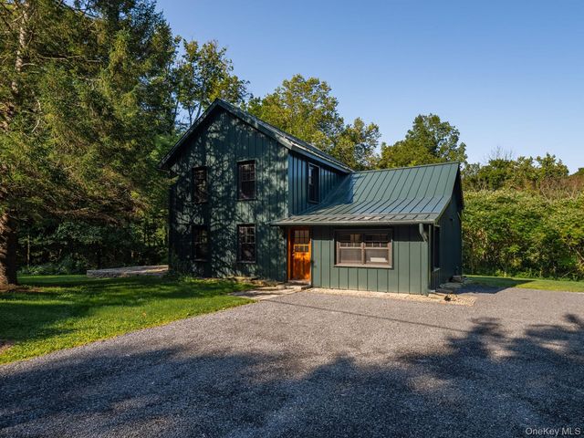281 County Route 3, Ancramdale, NY 12503