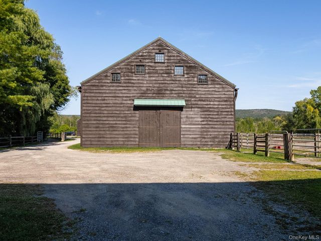 281 County Route 3, Ancramdale, NY 12503