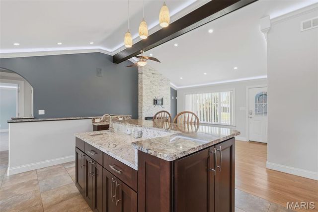 4657 Skyridge Court, St Louis, MO 63128