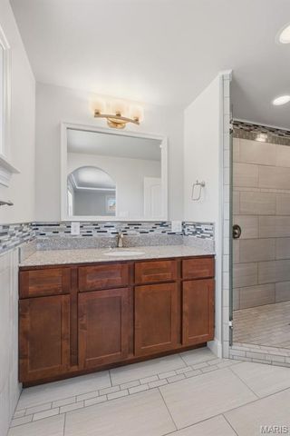 4657 Skyridge Court, St Louis, MO 63128