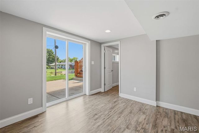 4657 Skyridge Court, St Louis, MO 63128