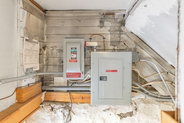 12 Leniston Street, Boston, MA 02131