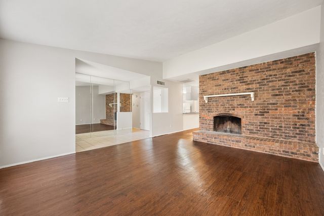 6606 Greenfield Drive, Arlington, TX 76016