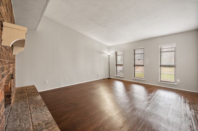 6606 Greenfield Drive, Arlington, TX 76016