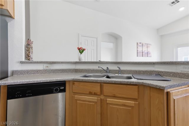 8745 Traveling Breeze Avenue 101, Las Vegas, NV 89178