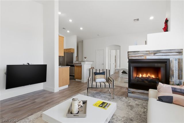 8745 Traveling Breeze Avenue 101, Las Vegas, NV 89178