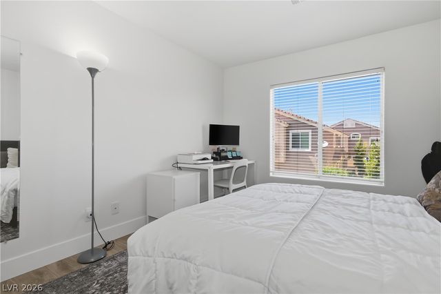 8745 Traveling Breeze Avenue 101, Las Vegas, NV 89178