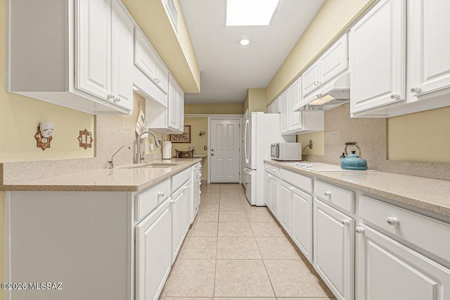 970 W Camino Sagasta, Green Valley, AZ 85622
