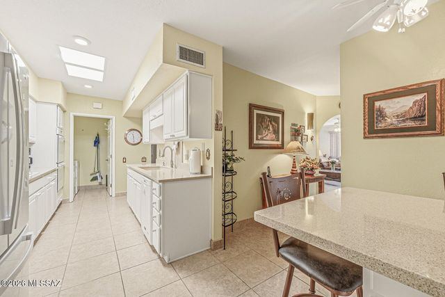 970 W Camino Sagasta, Green Valley, AZ 85622