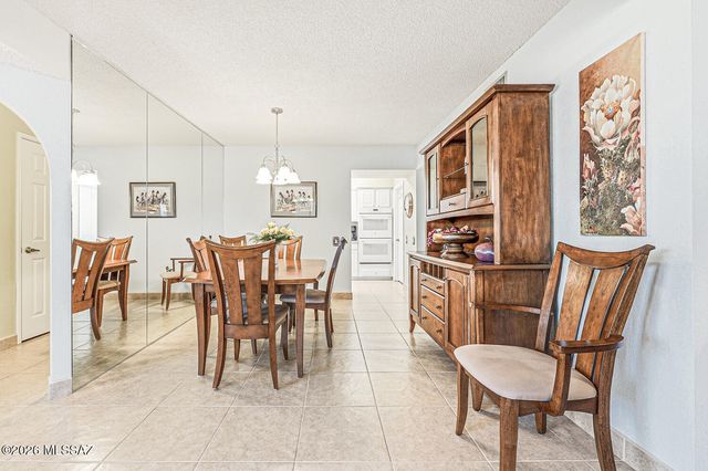 970 W Camino Sagasta, Green Valley, AZ 85622