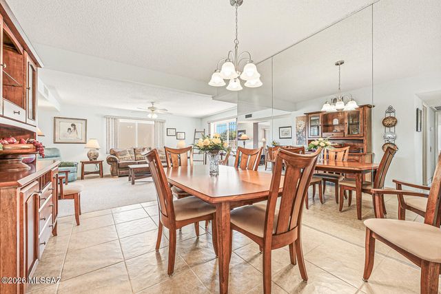 970 W Camino Sagasta, Green Valley, AZ 85622