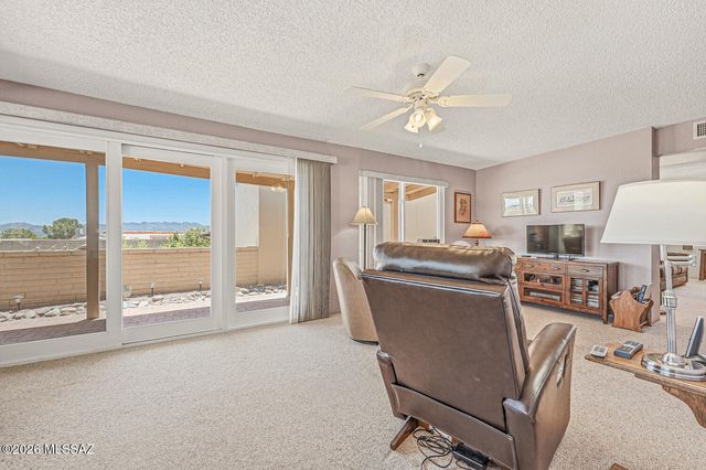970 W Camino Sagasta, Green Valley, AZ 85622