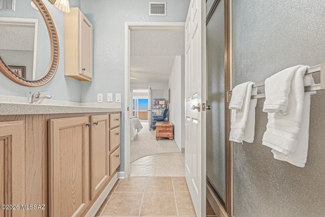 970 W Camino Sagasta, Green Valley, AZ 85622