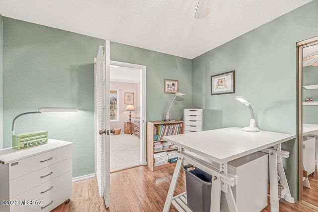 970 W Camino Sagasta, Green Valley, AZ 85622