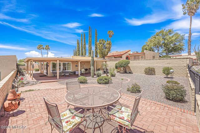 970 W Camino Sagasta, Green Valley, AZ 85622