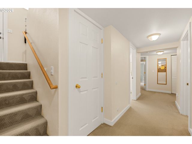 522 Ne SUMNER St, Portland, OR 97211