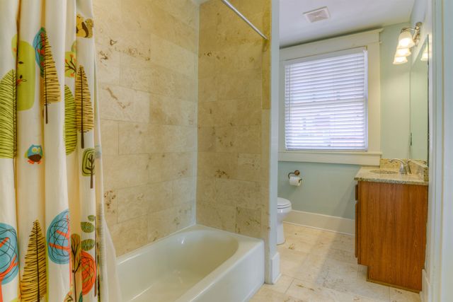 717 S MCLEAN BLVD, Memphis, TN 38104