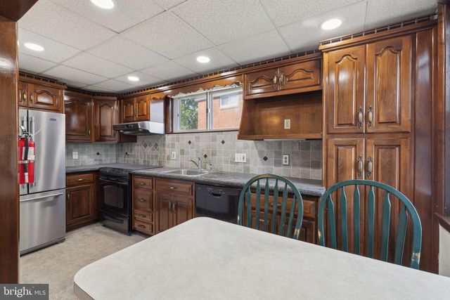 214 WESTBRIDGE RD, Glenolden, PA 19036